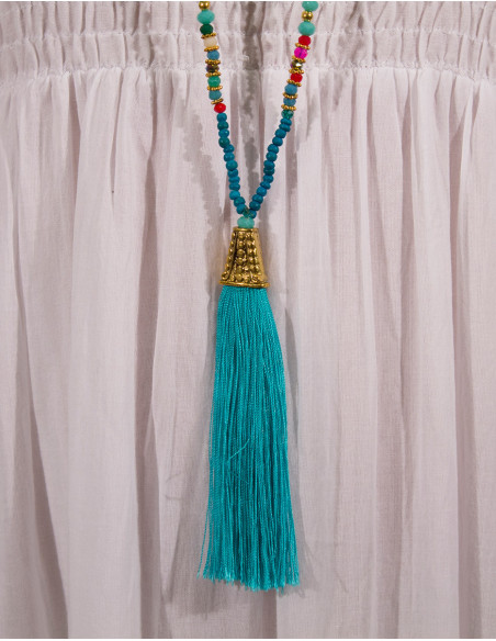 Long, thin and colourful necklace with p