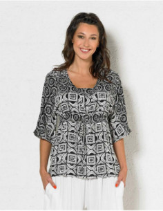 Blouse with cubic print