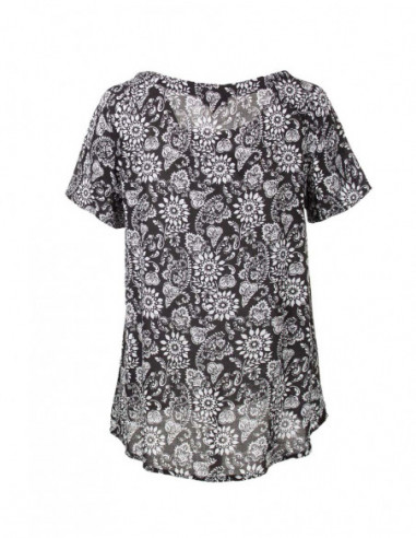 Romantic blouse with flowers