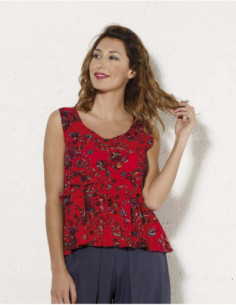 Women's flowing tank top for summer with bohemian flower bouquet pattern