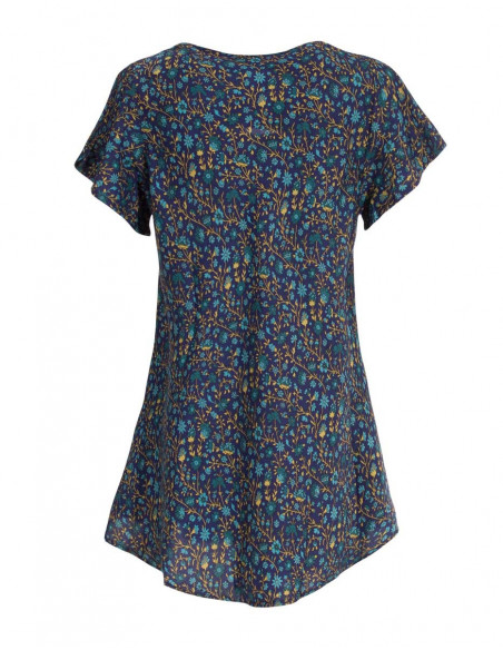 Blouse with small flowers