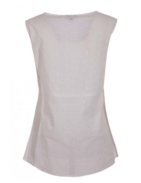 Pure white cotton top embroidered