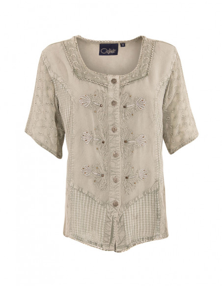 Short sleeve shirt with beads