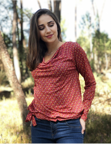 Long-Sleeved Graphic Print Blouse