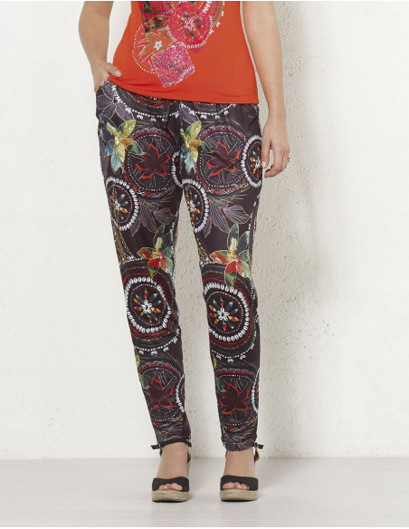 Relaxed patterned pants