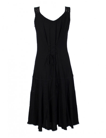 Robe chic originale brodée unie noire