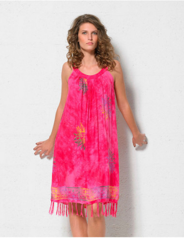 Robe de plage baba cool avec franges imprimé tie and dye rose néon avec motifs ethniques