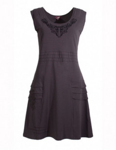 Robe sans manches originale avec surpiqures et tribal 2