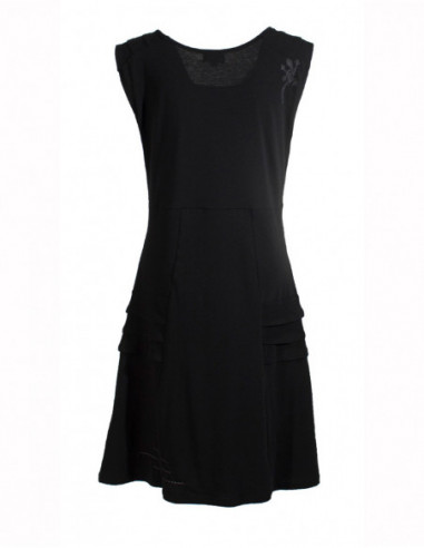 Dos de robe sans manches originale avec surpiqures et tribal noir