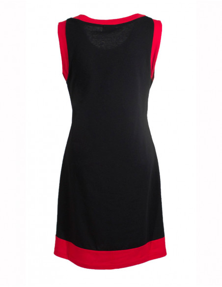Dos de robe noire avec bandes colorées rouges et motifs ethniques sur le col
