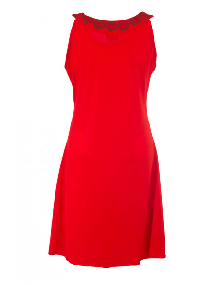 Robe courte à col rond