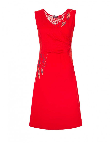 Chic and feminine Indian look