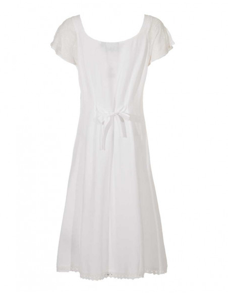robe brodée blanche dos