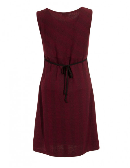 Sleeveless dress very chic and warm