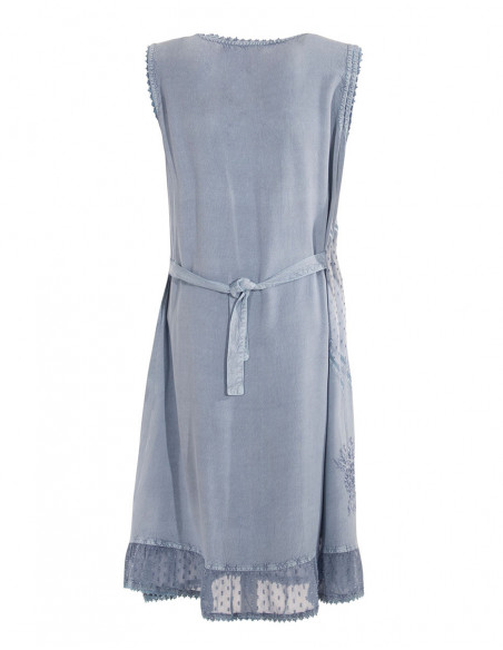 Sleeveless stonewash dress