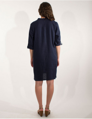 Robe courte basique unie bleu marine avec boutons et manches 3/4