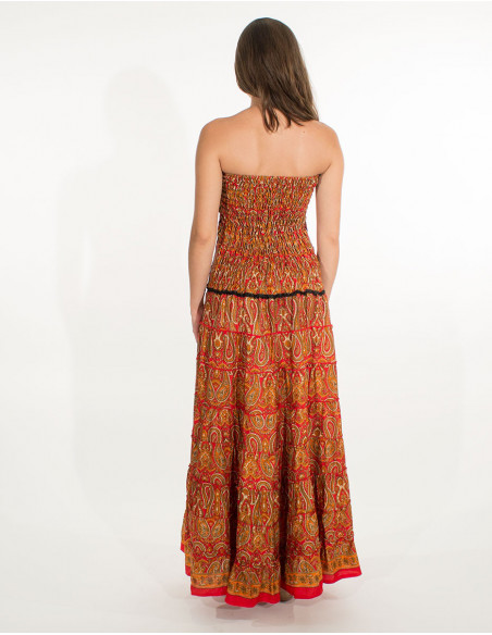 Long and elegant strapless dress