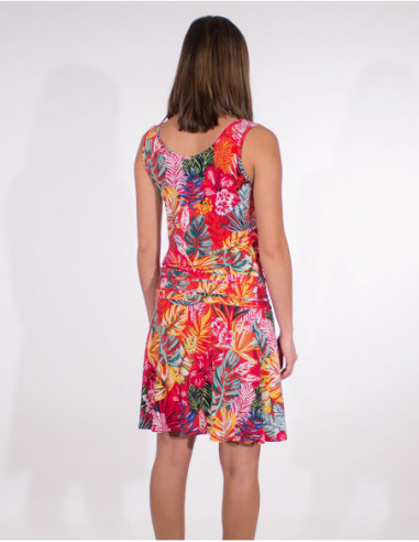 Sleeveless short dress with heart shaped