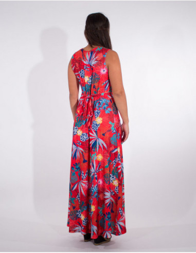 Sleeveless long dress