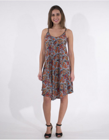 Robe courte fleurie fraiche et fluide 
