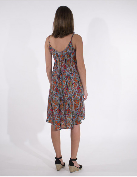 Short summer dress in fan shape