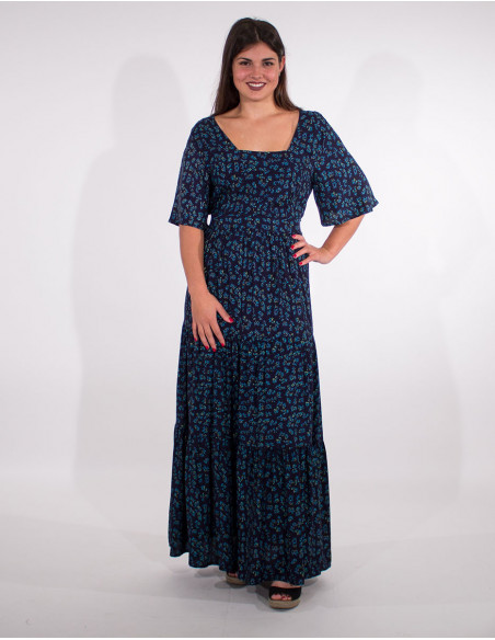 Long dress with short sleeves