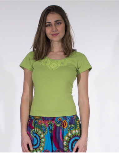 Tee-shirt coton manches courte motif mandala ton sur ton anis