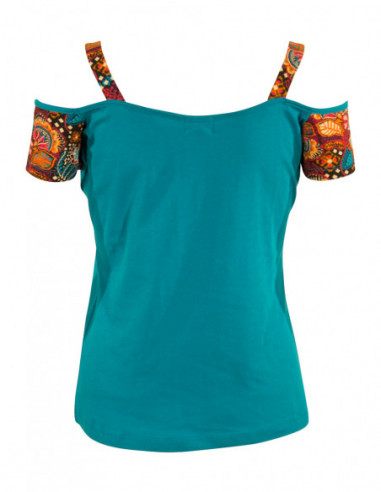 Colorful T-shirtwith bare shoulders
