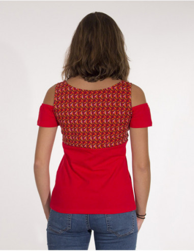 T-shirt ethnique original aux épaules dénudées rouge dos