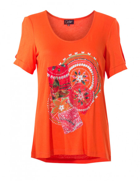 Colorful T-shirt and patchwork of fabric