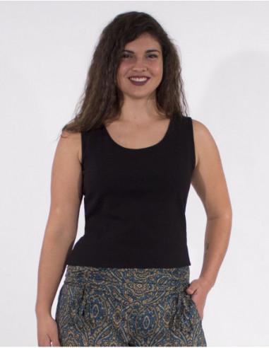 Basic summer tank top for women in plain cotton