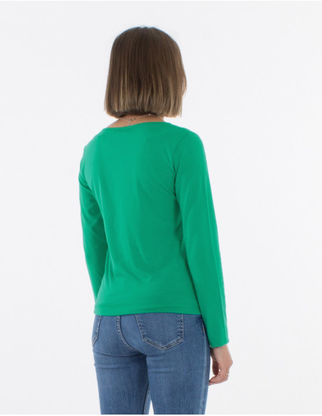 Plain long sleeve cotton t-shirt