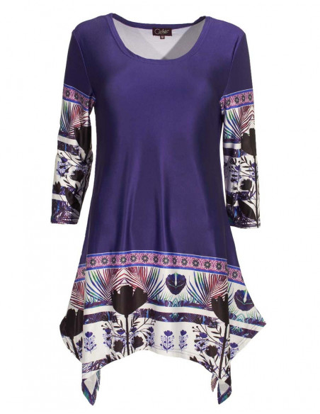 Chic and colorful woman