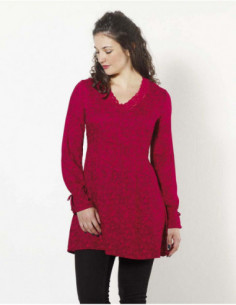 tunique chic et élégante avec dentelle rouge