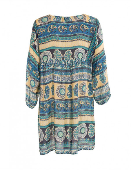 Large blouse with ethnic motifs