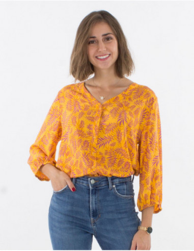 Chemise femme à boutons manches 3/4 à imprimé boho chic jaune feuilles originales