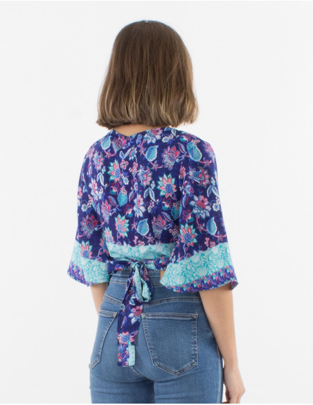 Crop top femme cache cœur à manches 3/4 évasées style asiatique à petites fleurs bleu marine
