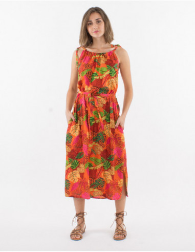 Robe longueur mollet femme fendue bretelles et ceinture à nouer imprimé boho coloré rouge