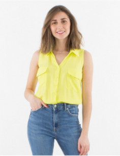 Chemise boutonnée sans manches unie vert anis pour femme fluide et confortable à poches 2