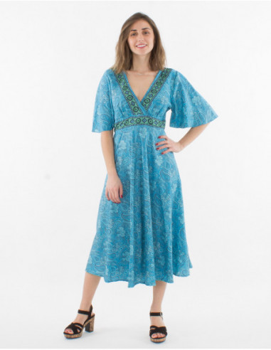 Long dress with heart-shaped neckline