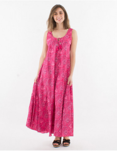 Robe longue à larges bretelles et col rond avec liens coupe évasée féminine boho chic à motif coloré rose fuchsia