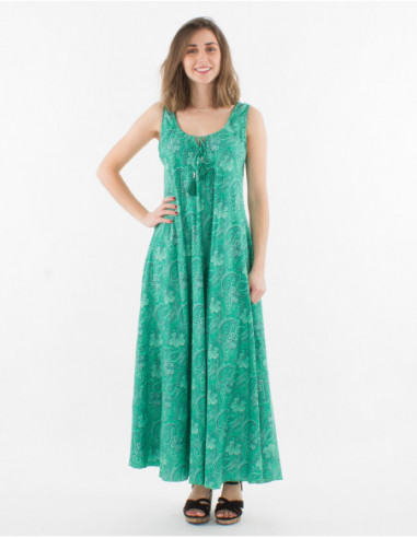 Robe longue à larges bretelles et col rond avec liens coupe évasée féminine boho chic à motif coloré vert menthe