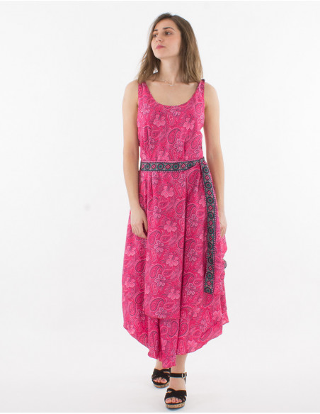 Robe élégante originale avec pans et ceinture à nouer à imprimé fleurs tropicales et cachemire rose fuchsia