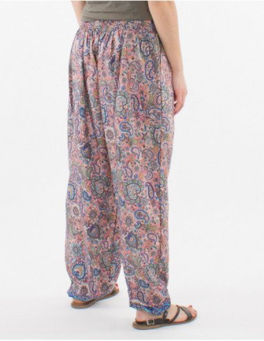 Pantalon large et confortable femme style Aladin baba cool motif cachemire rose