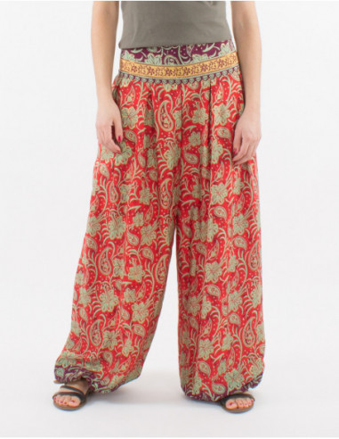 Pantalon femme très large style sarouel fluide à imprimé baba cool fleuri rouge