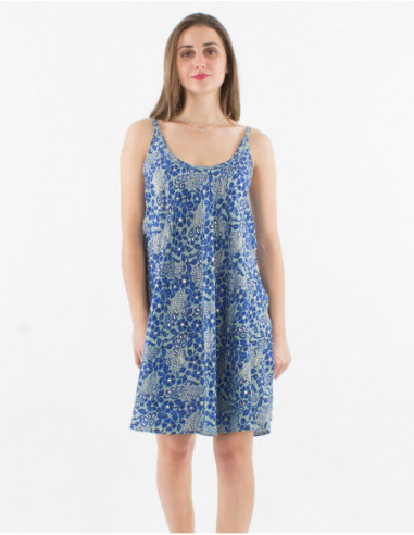 Petite robe basique trapèze à fines bretelles pour l'été à imprimé original scintillant de feuilles bleu
