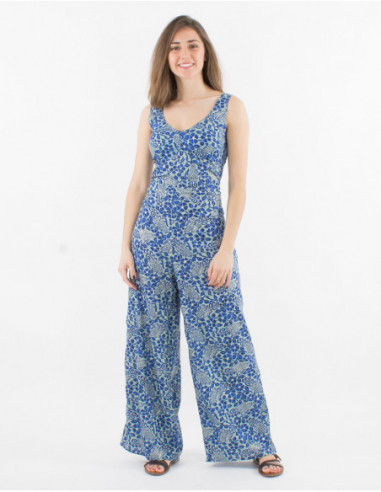 Combinaison pantalon sans manches légère et boho chic motif feuilles bleu et notes argentées agréable à porter pour l'été