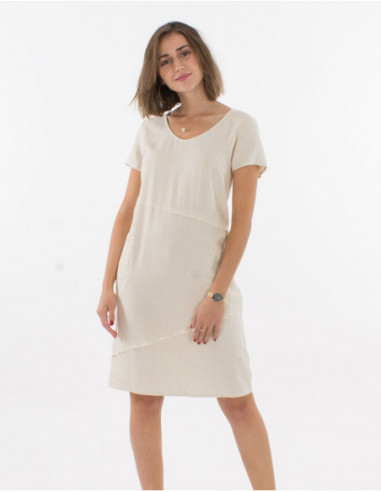 Little basic summer dress with front pockets and v-neck in beige