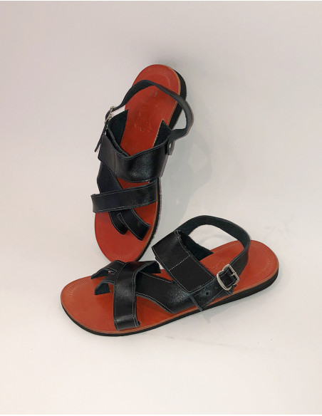 Sandals for men with leather straps