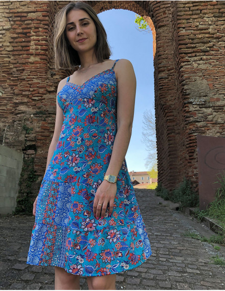 Short summer dress with smock